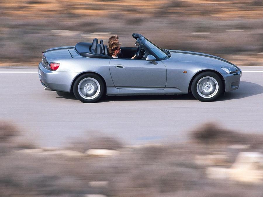  Honda S2000 2000 года  (фото 15 из 27)